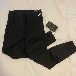 Nike Sculpt Victory crop legging